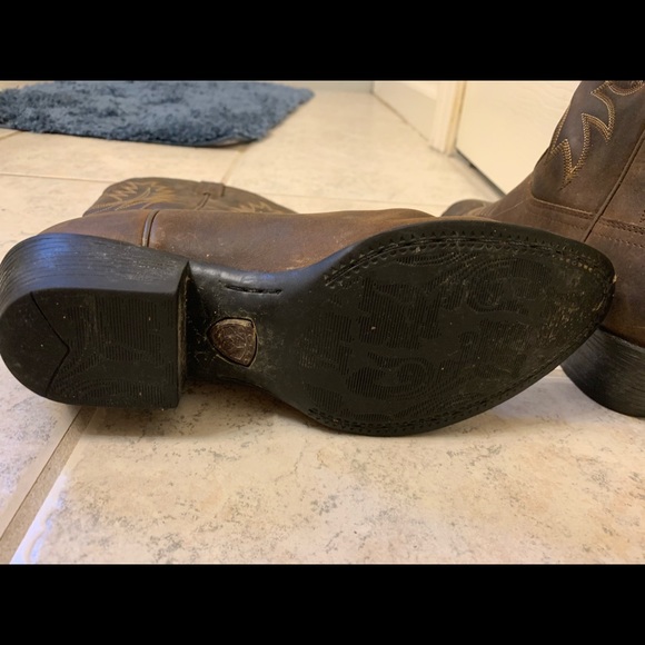 Ariat Boots 6.5 - Picture 2 of 2